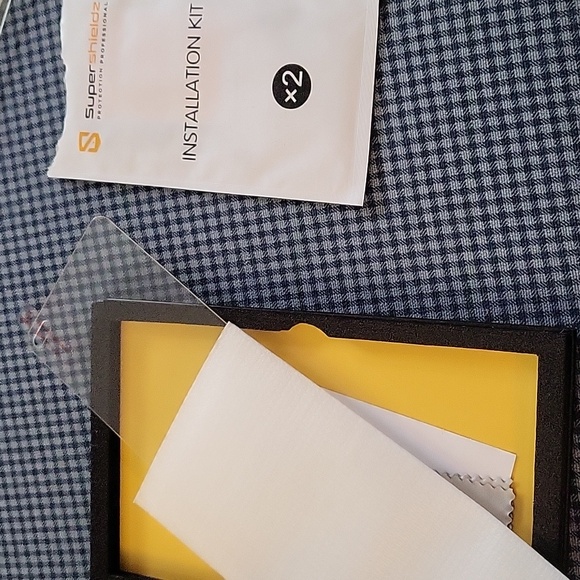 Two Phone Cases for Moto G 5G Plus Phone, with 2 Screen Protectors - Picture 4 of 7